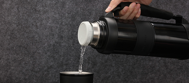 选择什么材质的保温杯比较好？